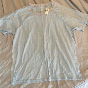 Aerie tee